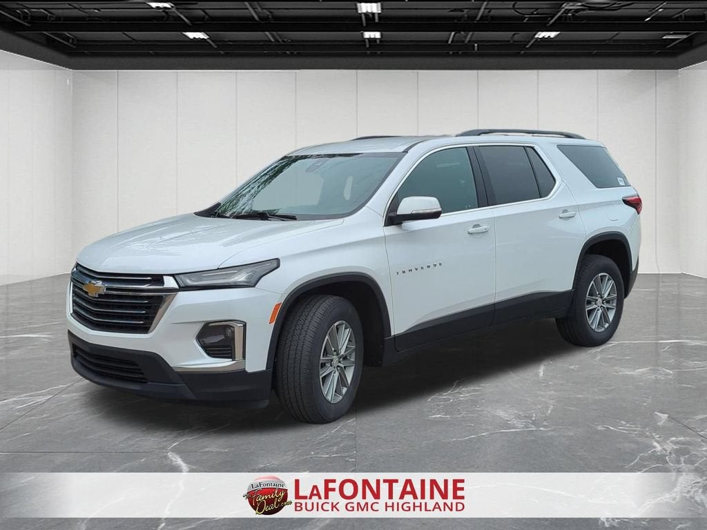 2023 Chevrolet Traverse LT Cloth