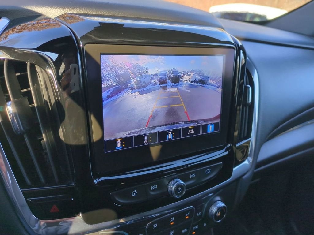 2023 Chevrolet Traverse RS