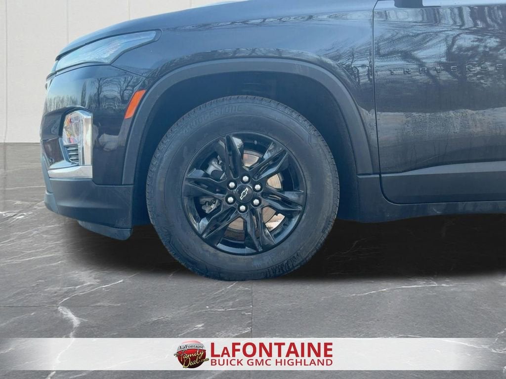 2023 Chevrolet Traverse LT Leather