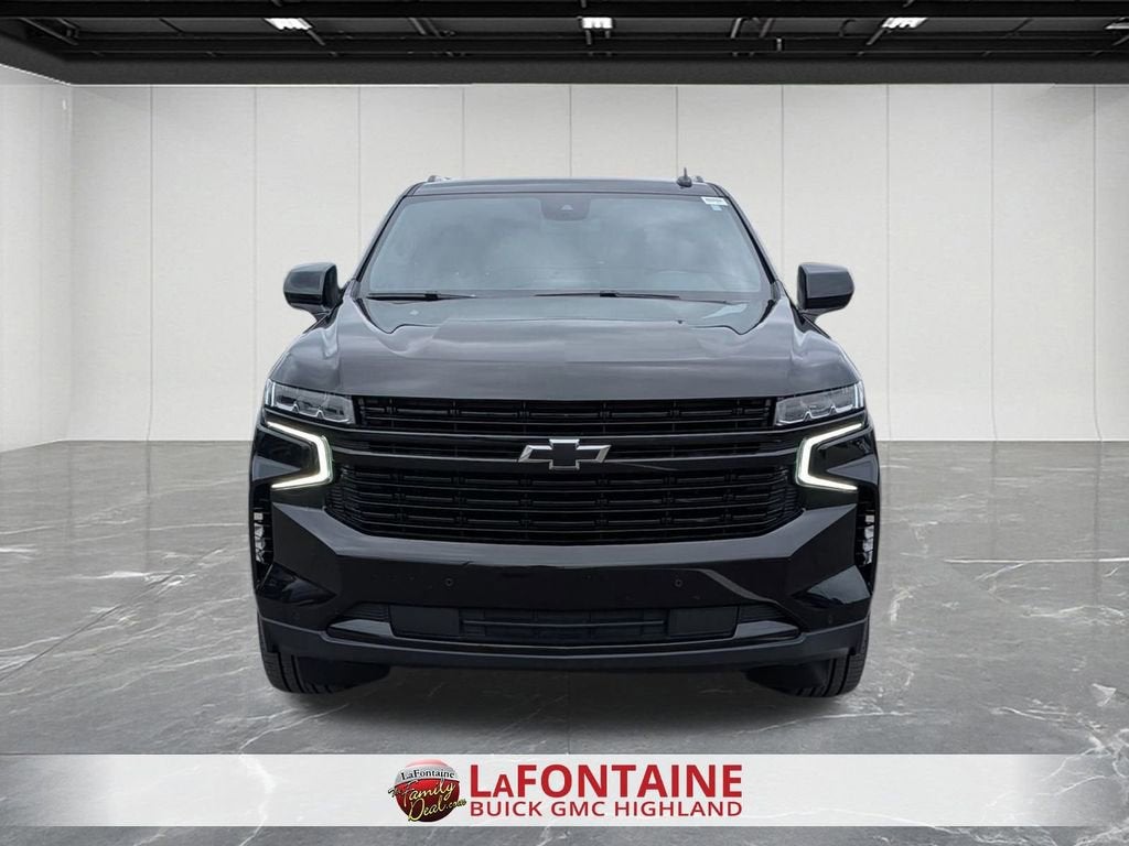 2023 Chevrolet Suburban RST