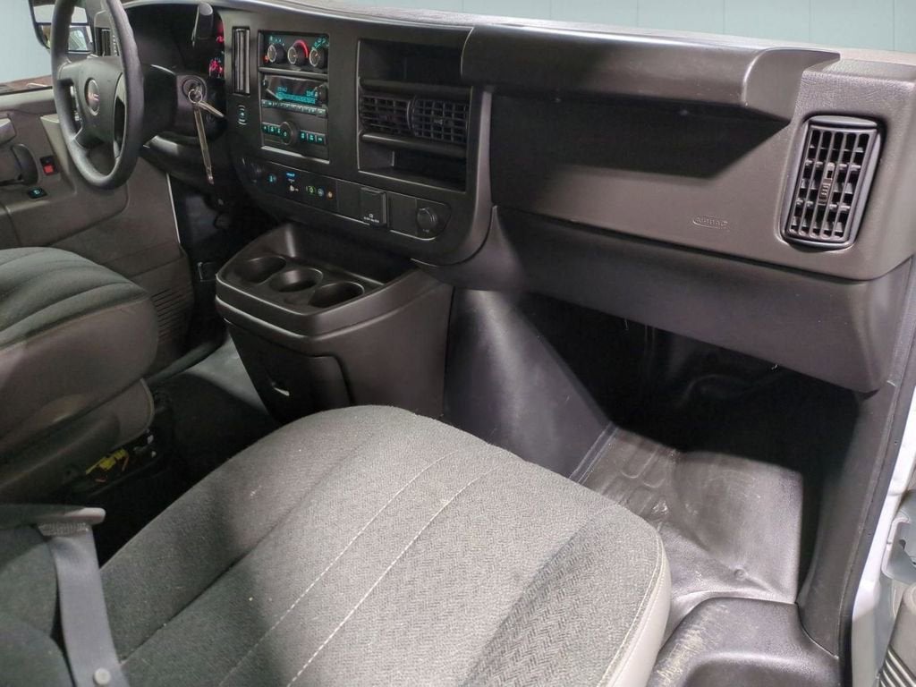 2024 GMC Savana Cargo 2500 Work Van