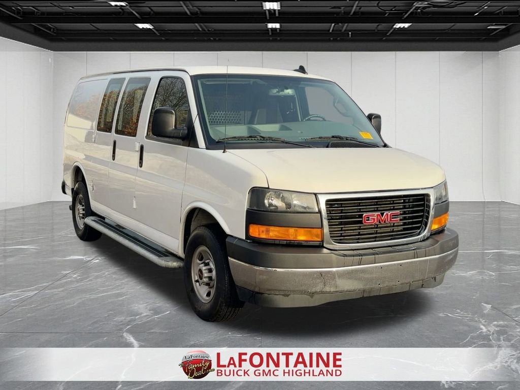 2024 GMC Savana Cargo 2500 Work Van