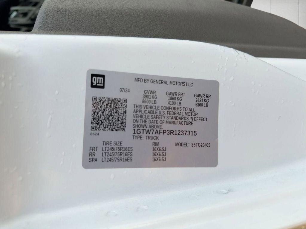 2024 GMC Savana Cargo 2500 Work Van