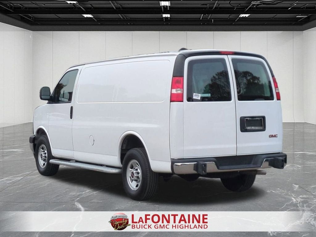 2023 GMC Savana Cargo 2500 Work Van