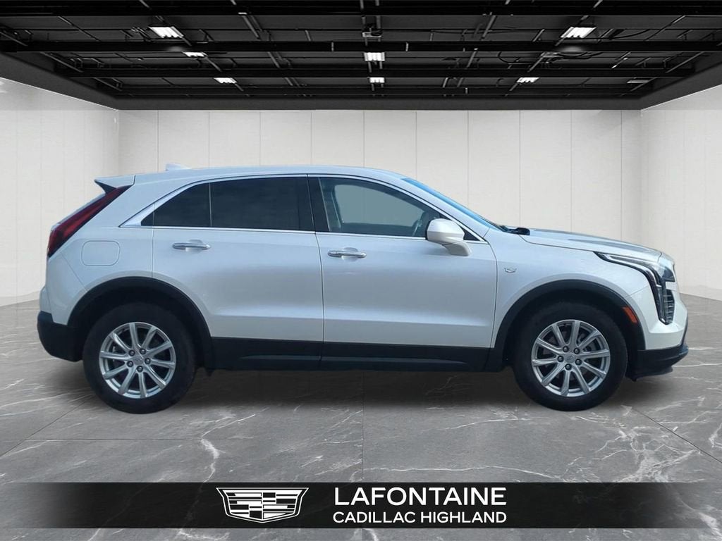 2023 Cadillac XT4 Luxury