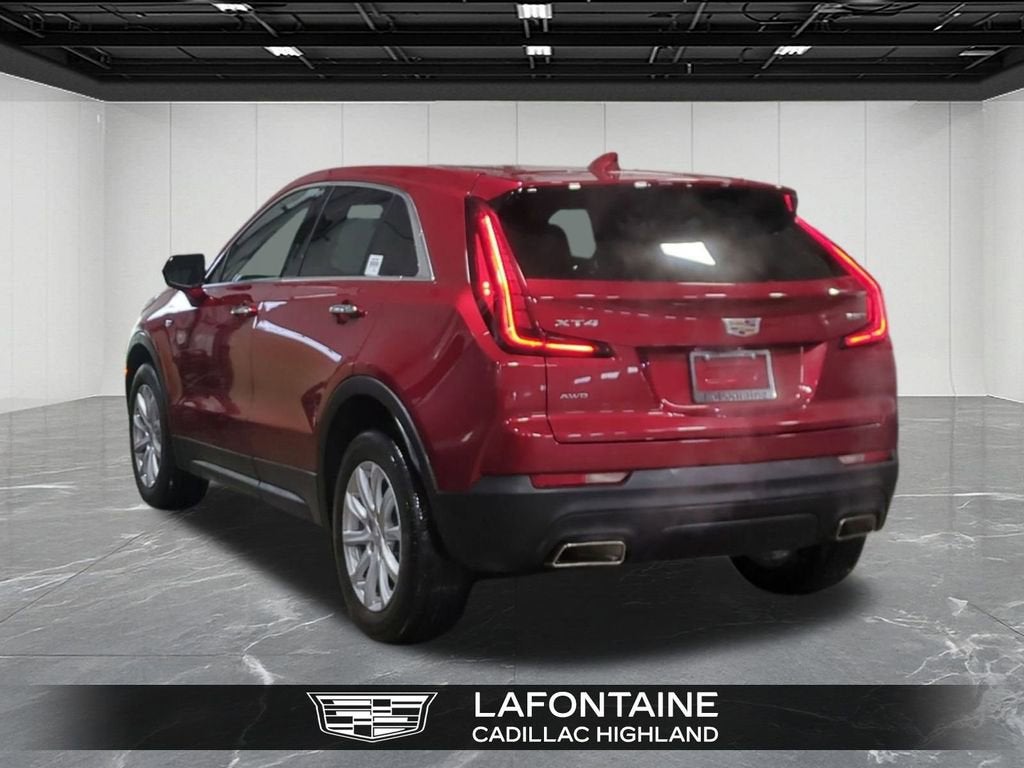 2023 Cadillac XT4 Luxury