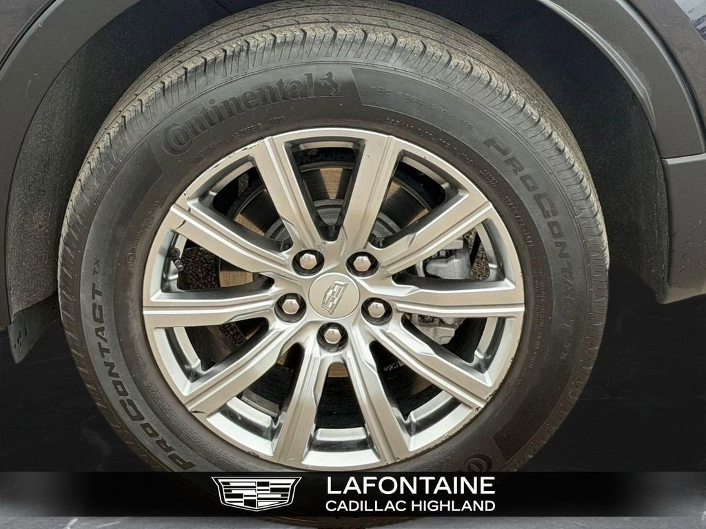 2023 Cadillac XT4 Premium Luxury