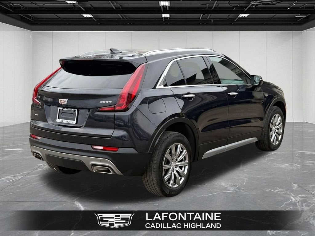 2023 Cadillac XT4 Premium Luxury