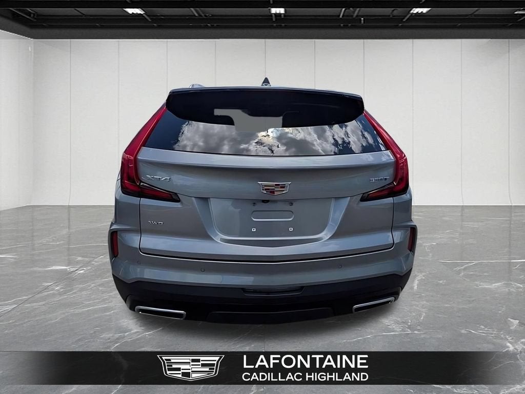 2025 Cadillac XT4 Premium Luxury