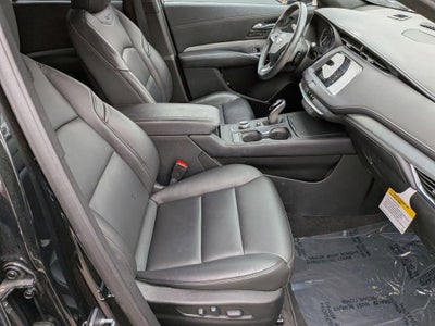 2023 Cadillac XT4 Premium Luxury