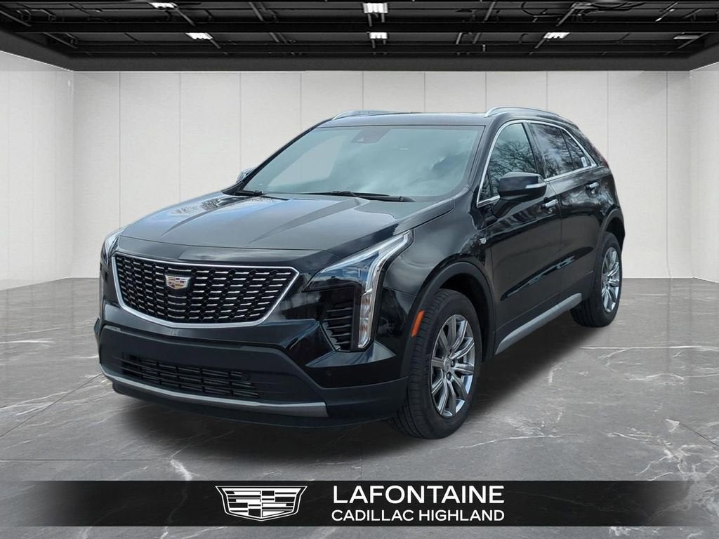 2023 Cadillac XT4 Premium Luxury
