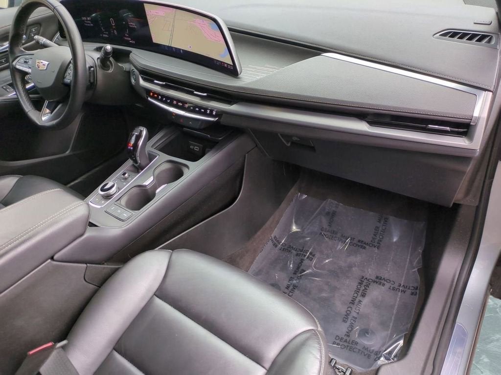 2025 Cadillac XT4 Premium Luxury