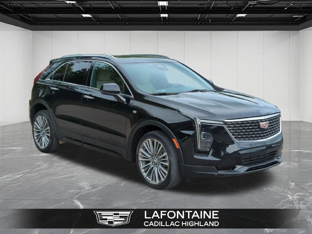 2024 Cadillac XT4 Premium Luxury