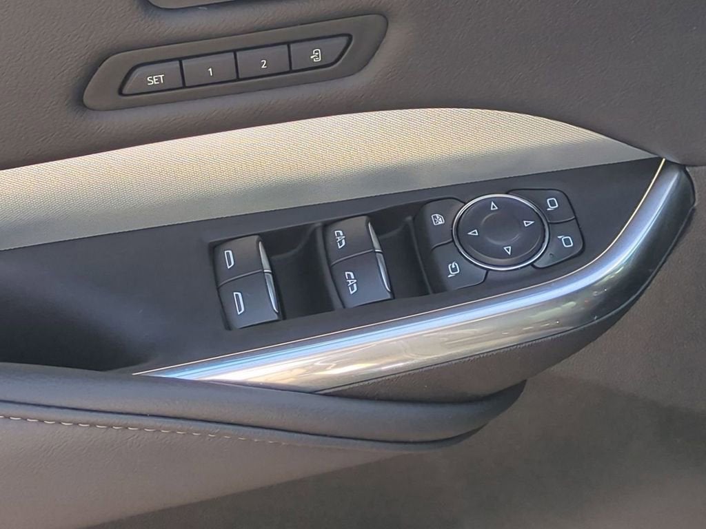 2022 Cadillac XT4 Premium Luxury