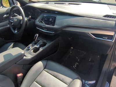 2022 Cadillac XT4 Premium Luxury