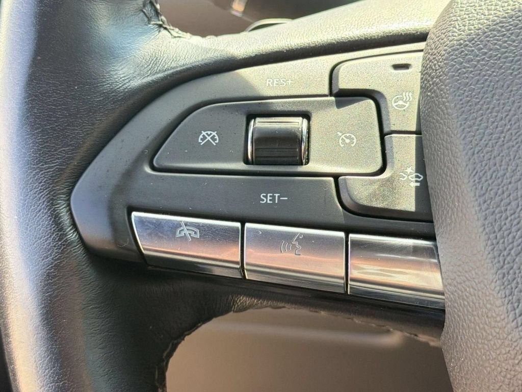 2023 Cadillac XT4 AWD Premium Luxury