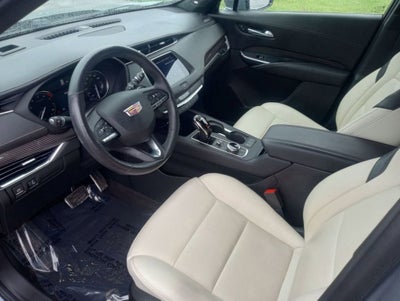 2023 Cadillac XT4 Sport
