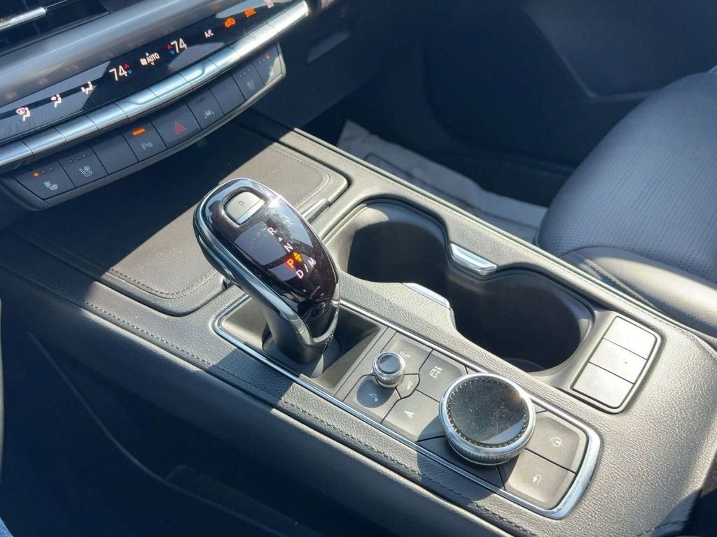 2024 Cadillac XT4 Sport