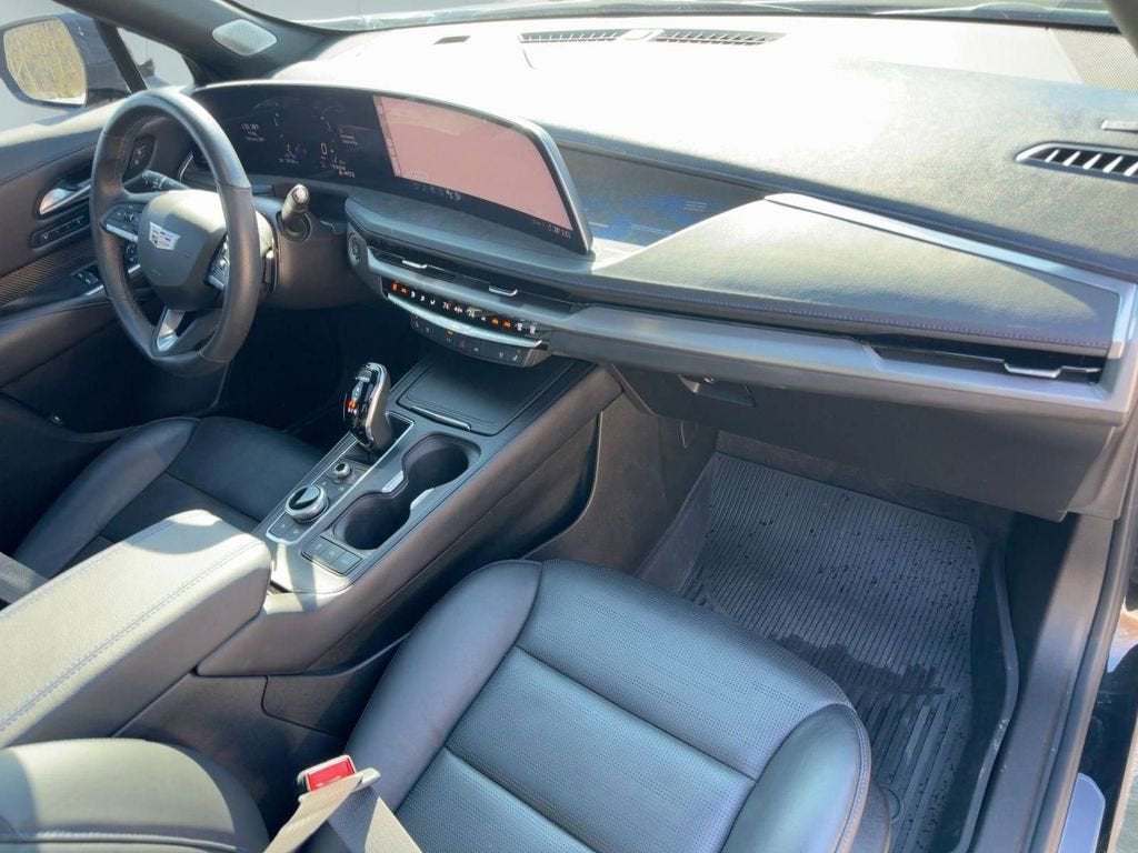 2024 Cadillac XT4 Sport