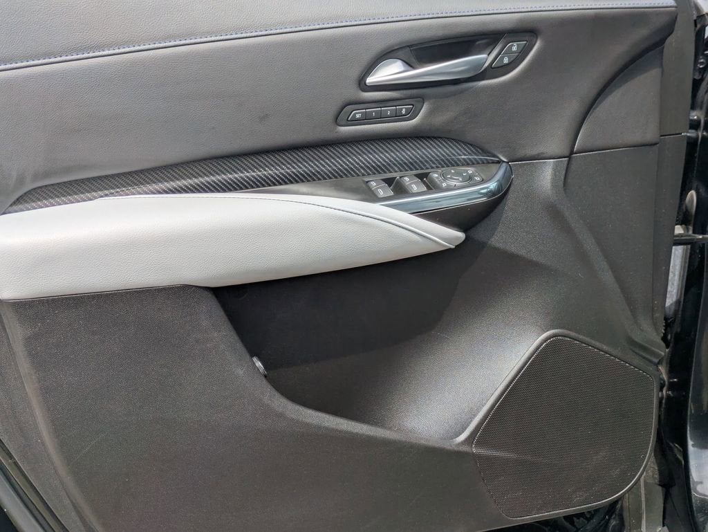 2024 Cadillac XT4 Sport