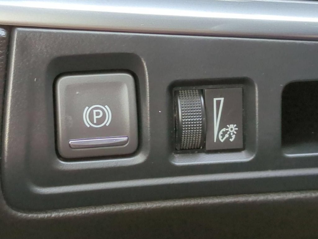 2023 Cadillac XT5 FWD Premium Luxury