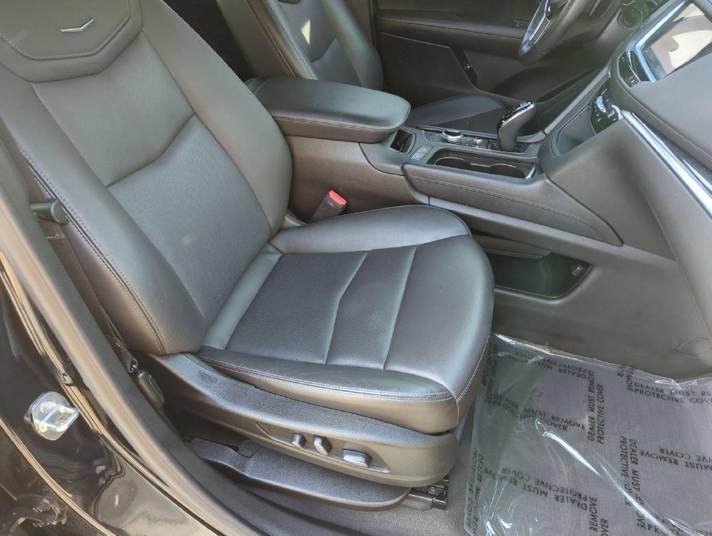 2023 Cadillac XT5 FWD Premium Luxury