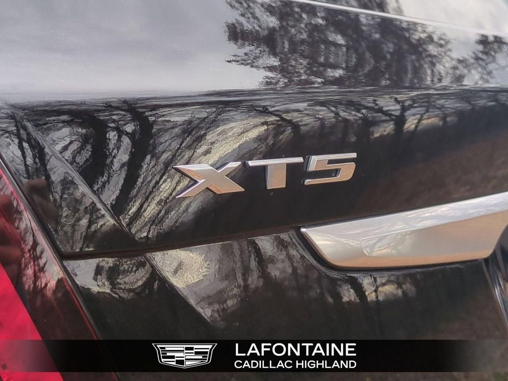 2023 Cadillac XT5 Premium Luxury