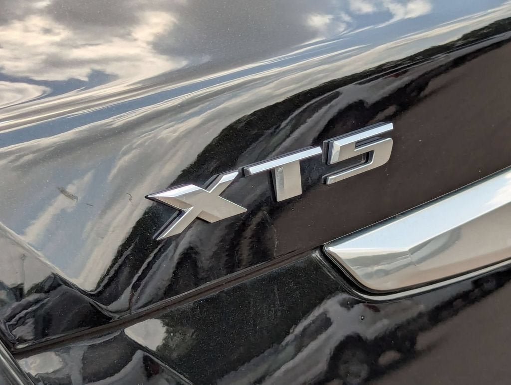 2024 Cadillac XT5 Sport