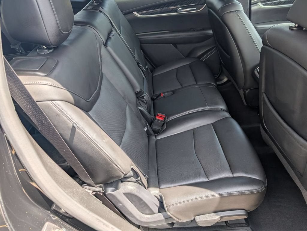 2022 Cadillac XT6 Premium Luxury