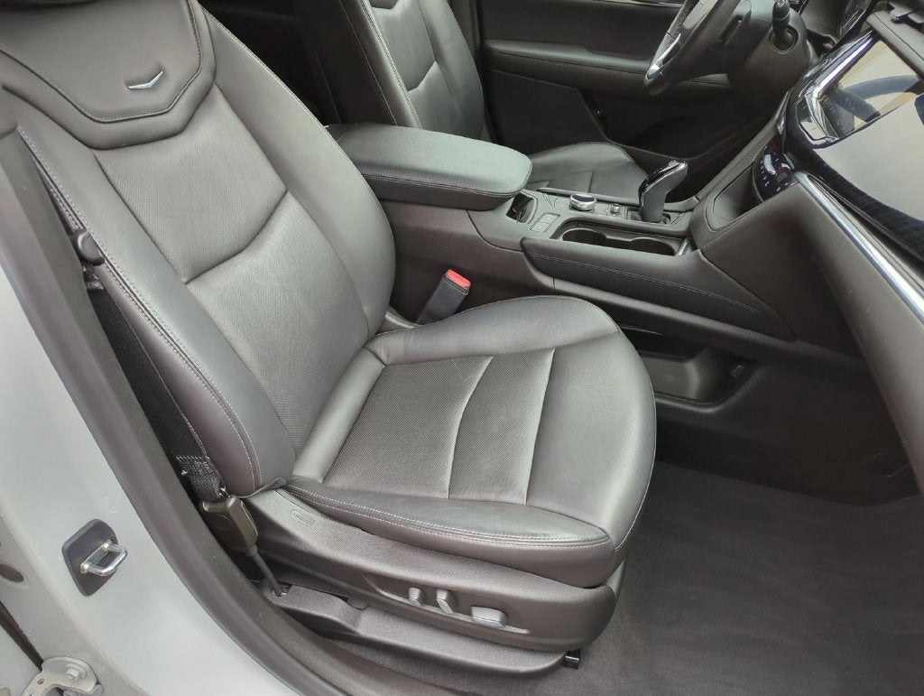 2023 Cadillac XT6 AWD Premium Luxury