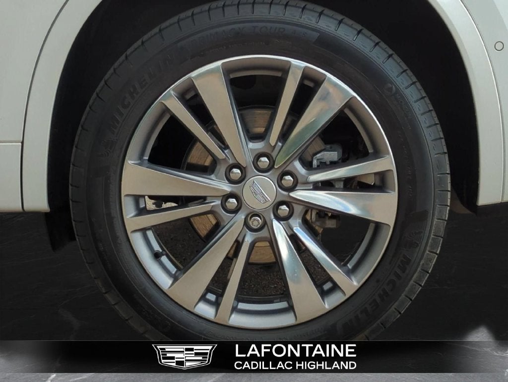 2025 Cadillac XT6 Premium Luxury