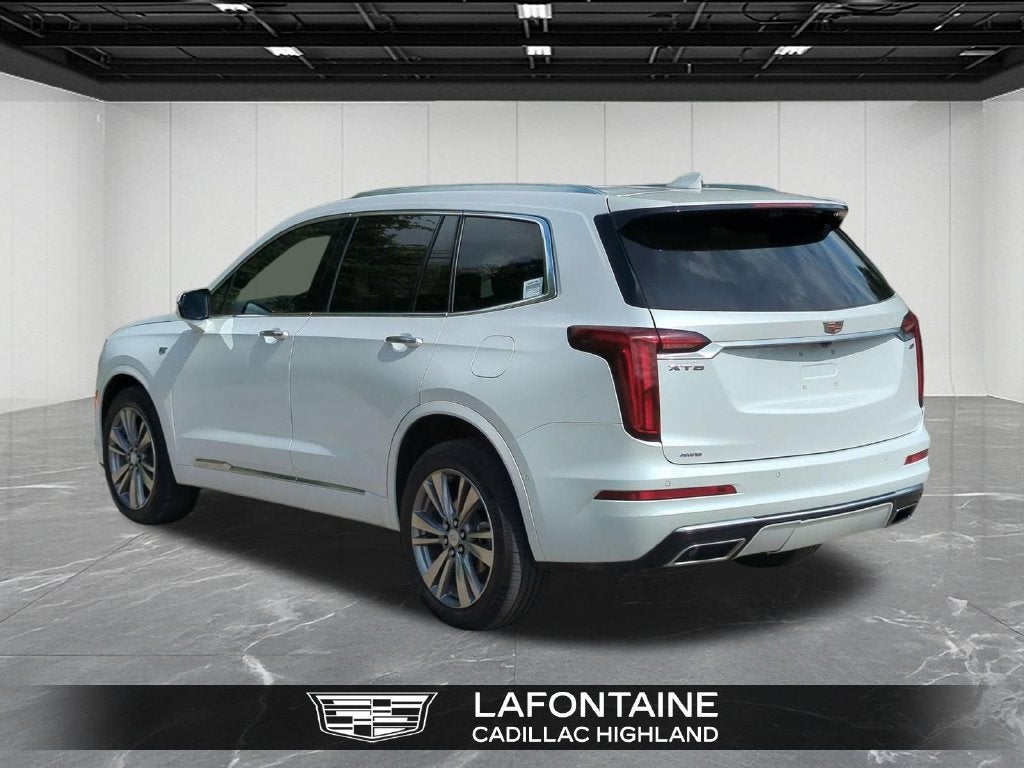 2025 Cadillac XT6 Premium Luxury