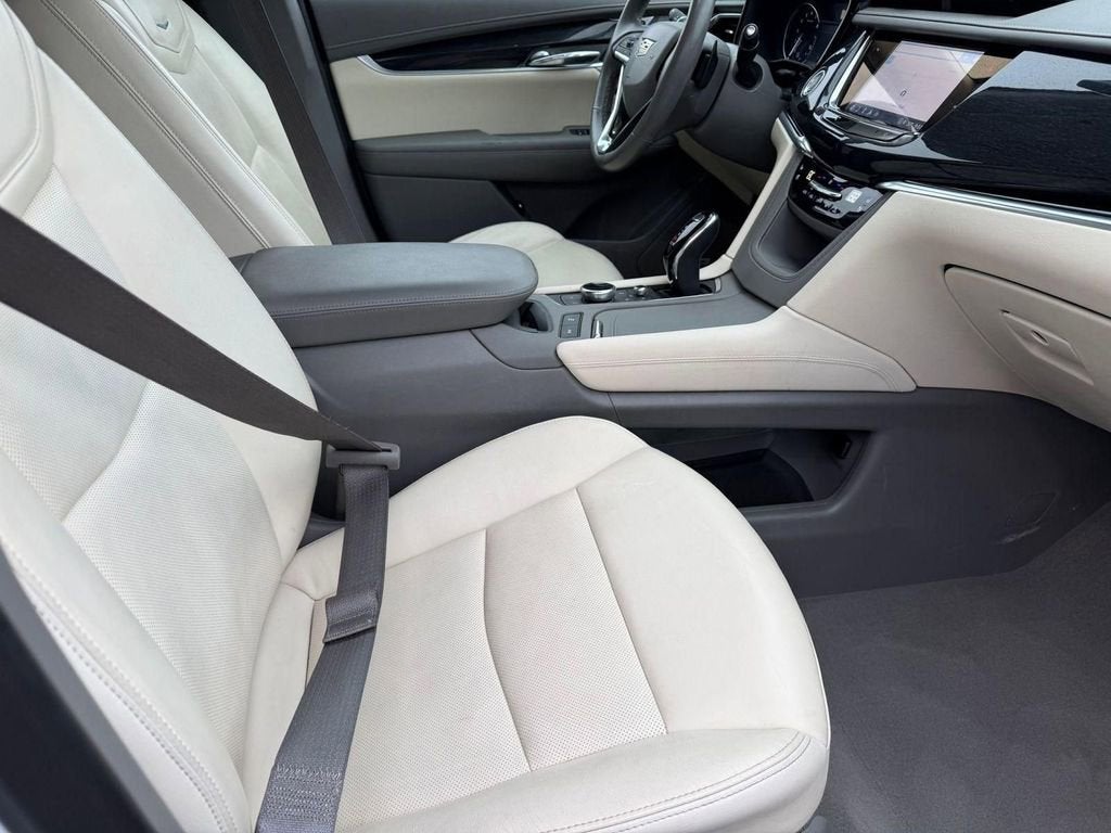 2023 Cadillac XT6 Premium Luxury