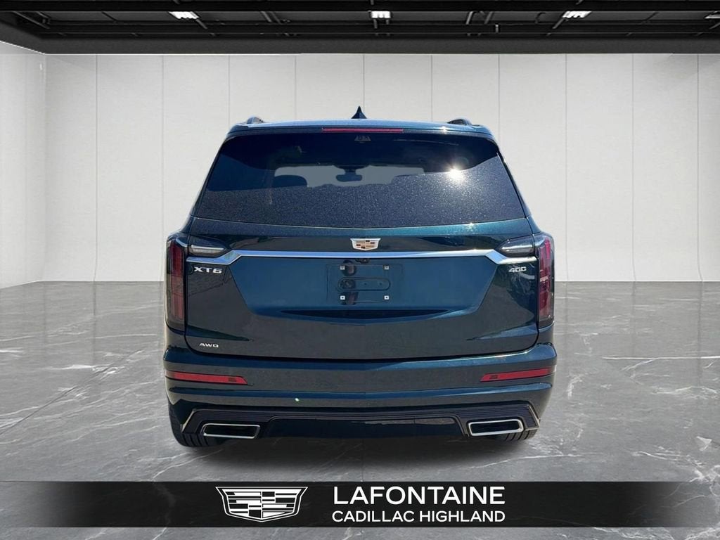 2025 Cadillac XT6 Sport