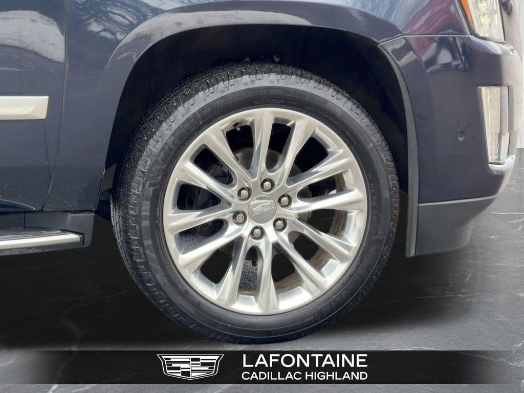 2020 Cadillac Escalade Luxury