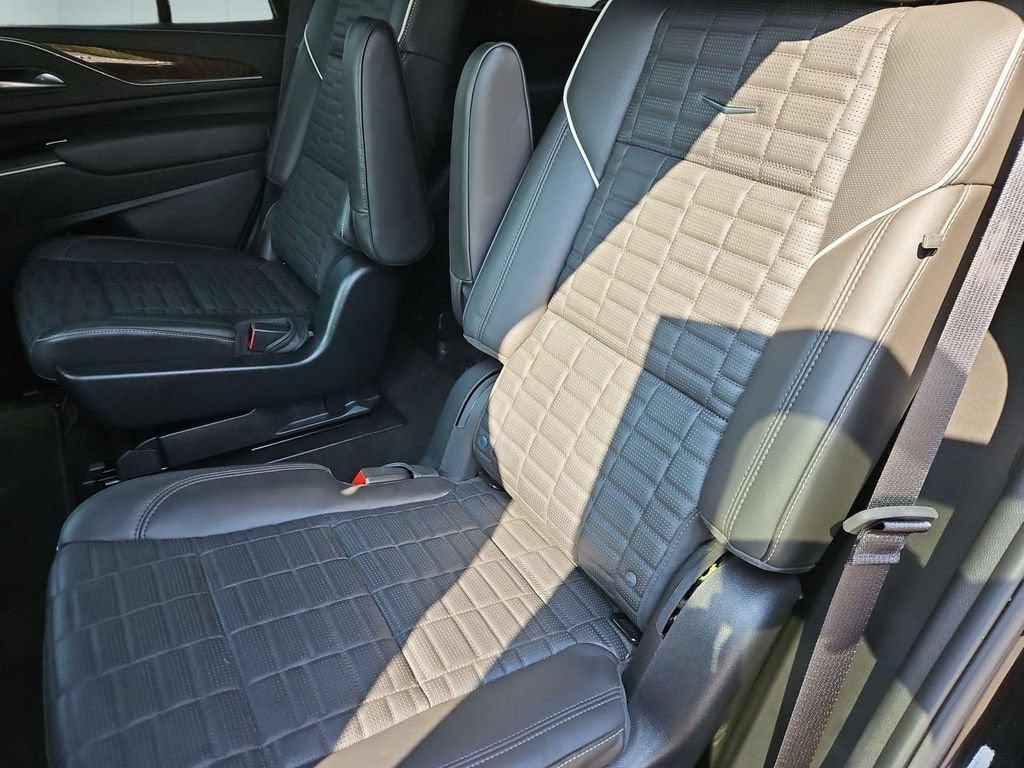 2023 Cadillac Escalade 4WD Sport Platinum
