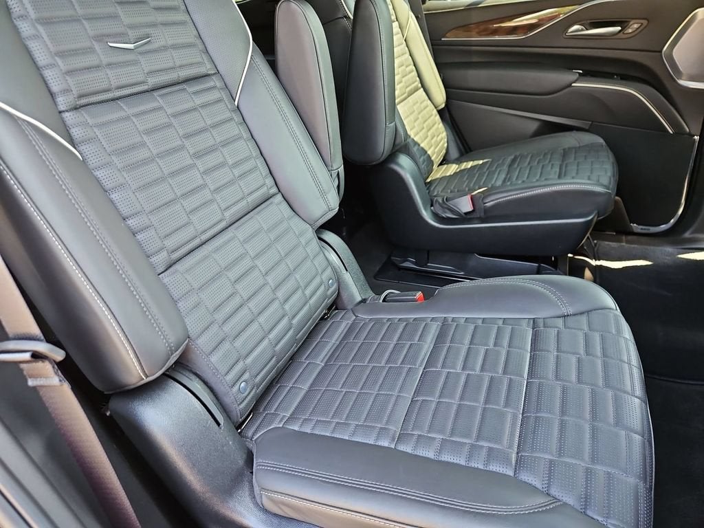 2023 Cadillac Escalade 4WD Sport Platinum