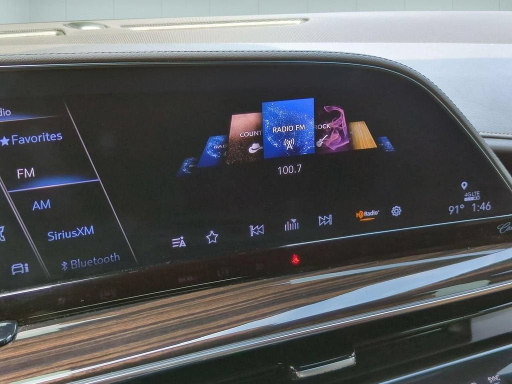 2023 Cadillac Escalade ESV 4WD Premium Luxury