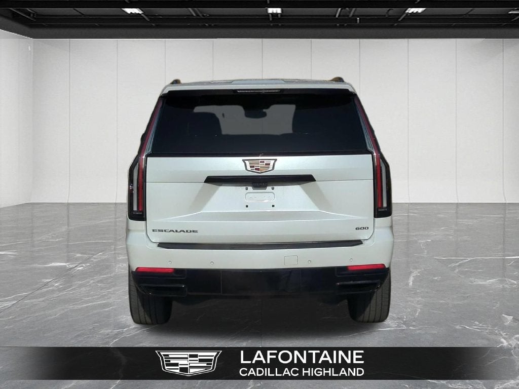 2025 Cadillac Escalade Sport