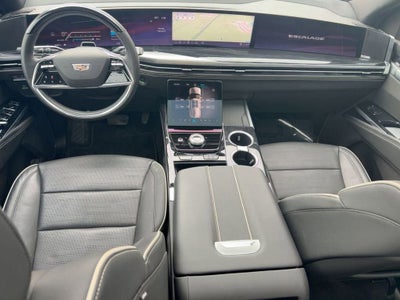 2025 Cadillac Escalade Sport