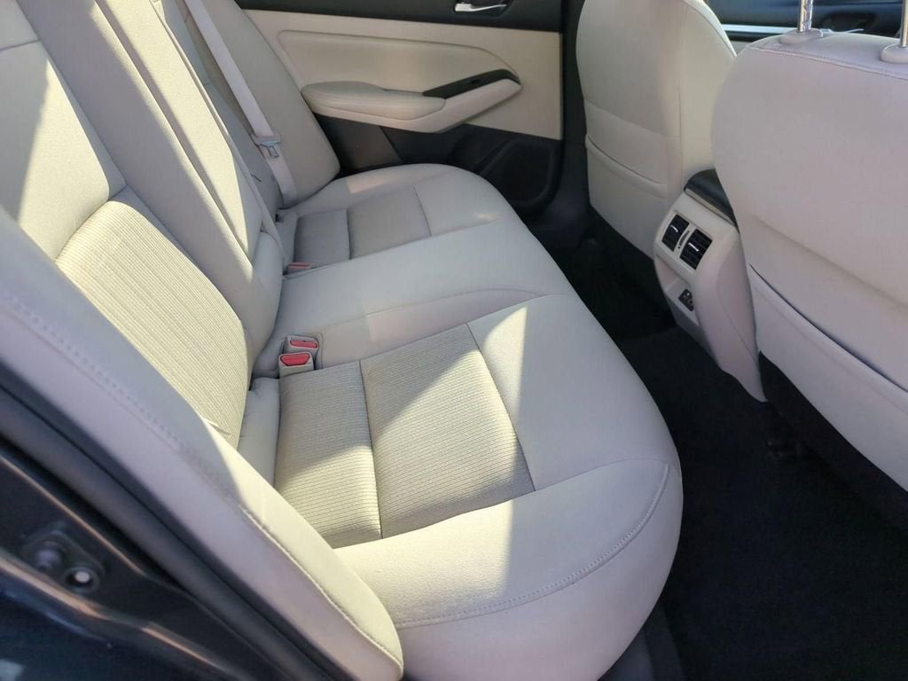 2020 Nissan Altima SV FWD