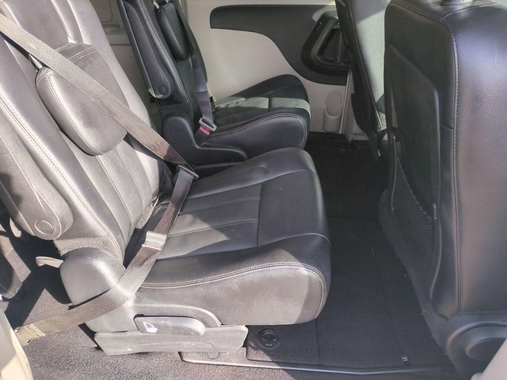 2014 Chrysler Town & Country Touring