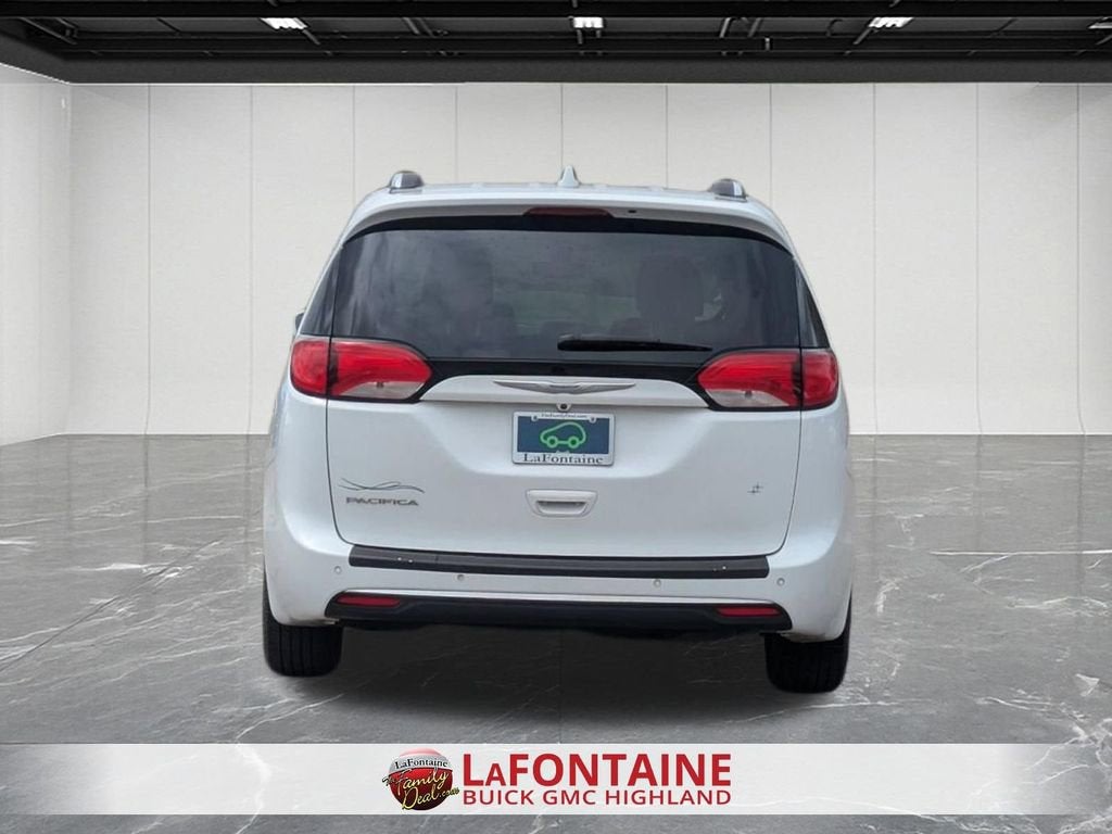 2018 Chrysler Pacifica Touring L Plus
