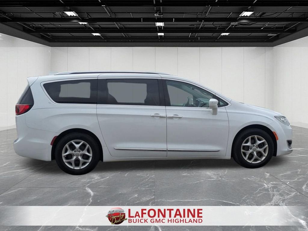 2018 Chrysler Pacifica Touring L Plus
