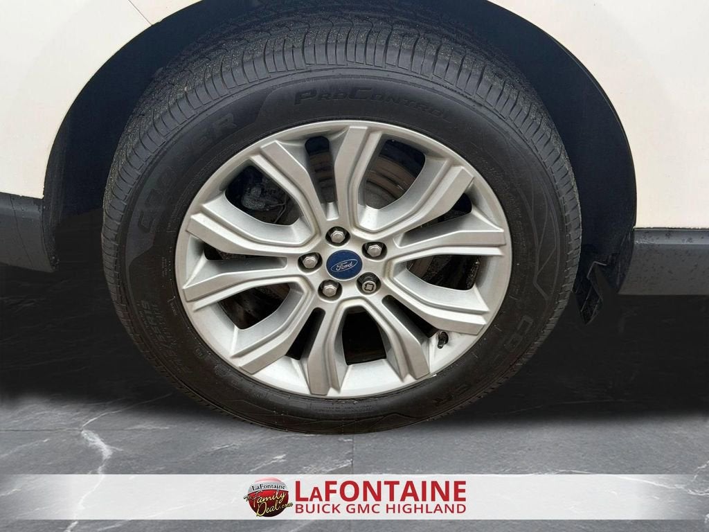 2019 Ford Edge Titanium