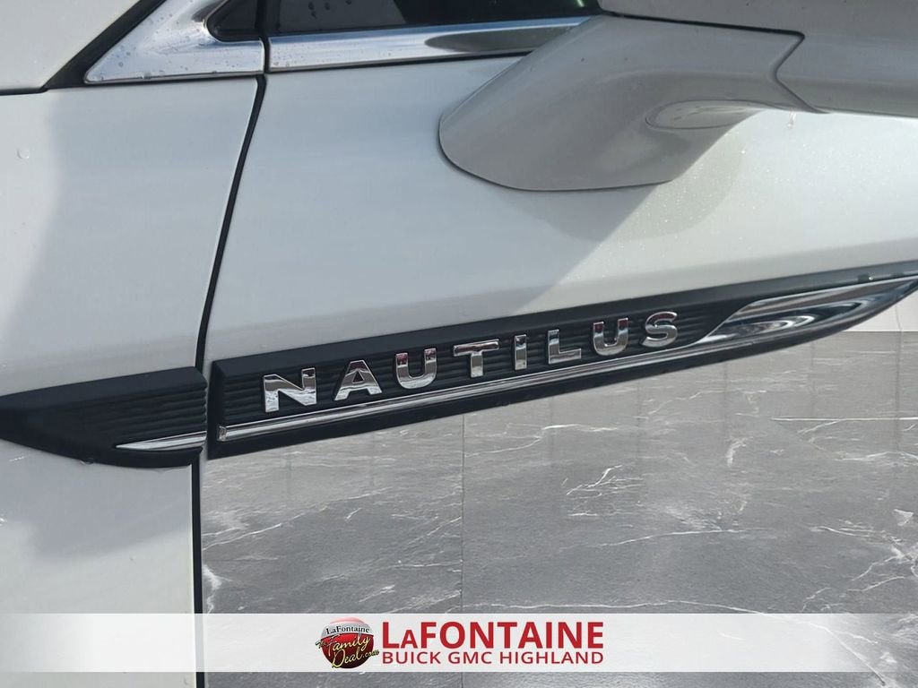 2020 Lincoln Nautilus Reserve