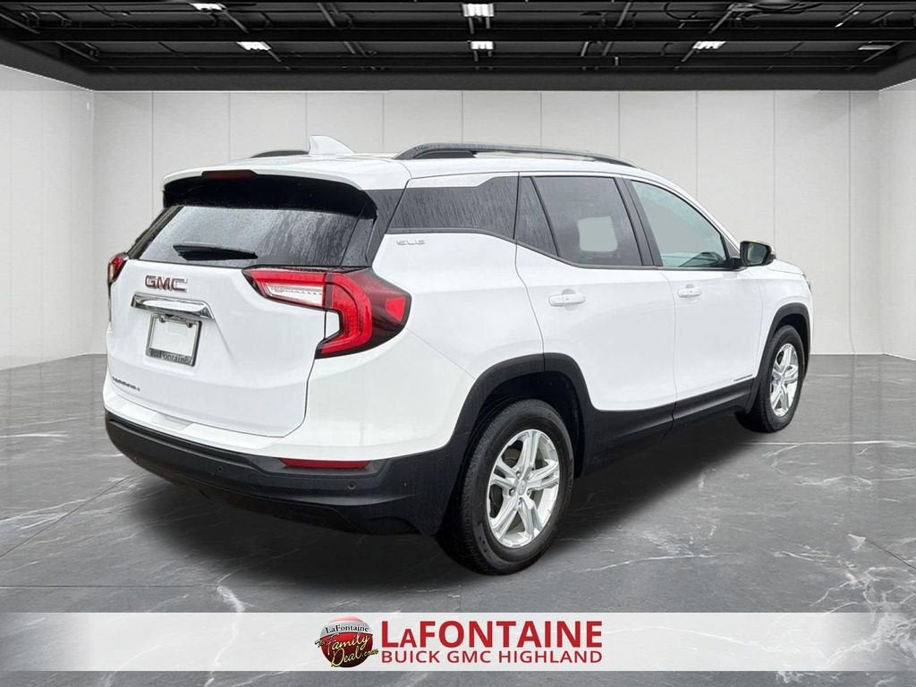 2023 GMC Terrain SLE