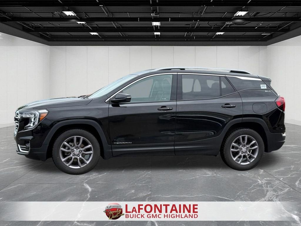 2023 GMC Terrain SLT