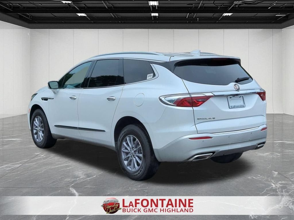 2024 Buick Enclave Essence