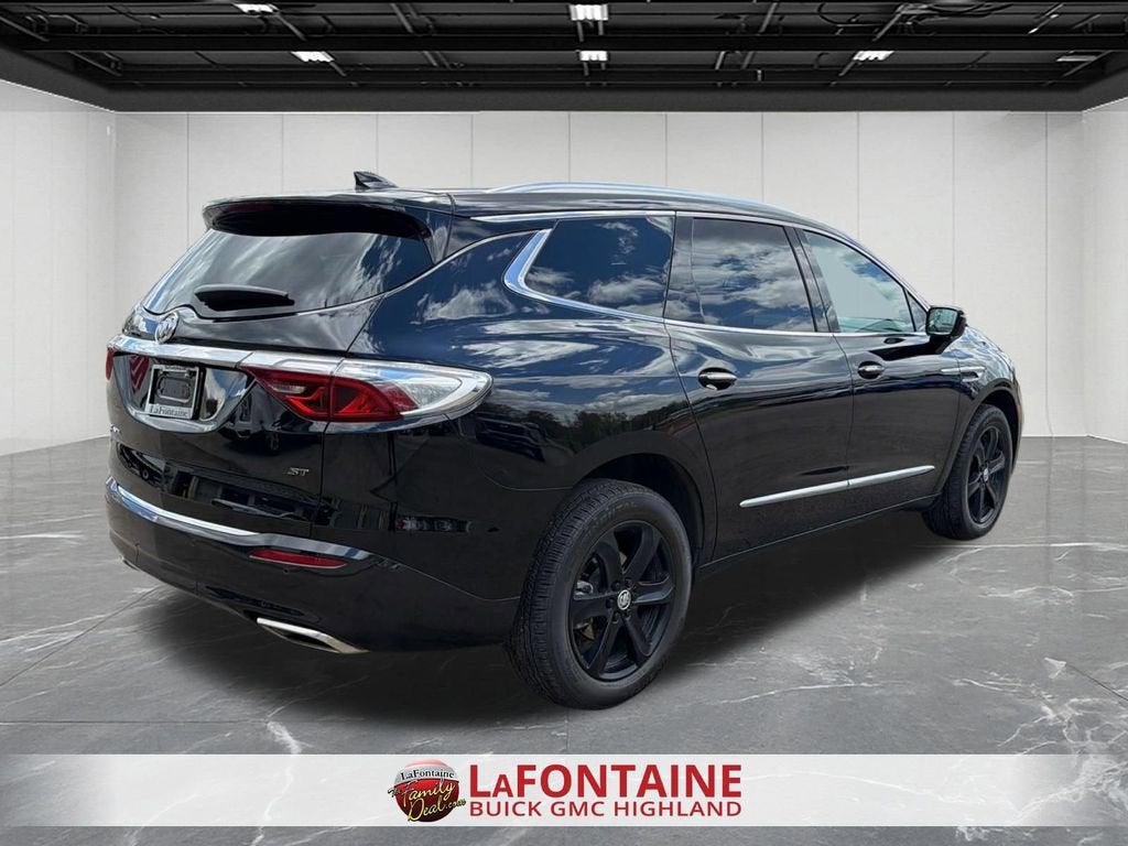 2024 Buick Enclave Essence